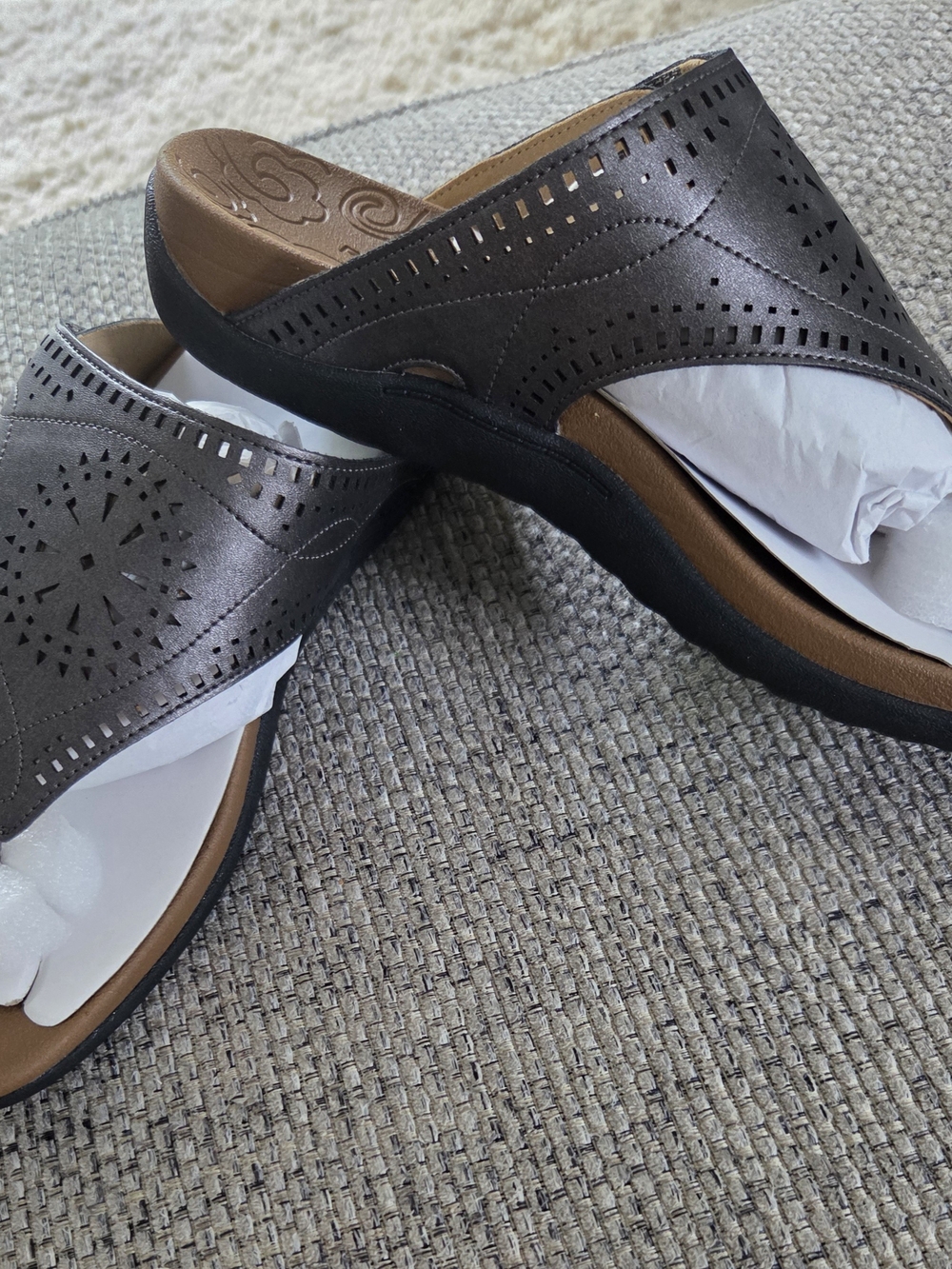 Rockport Metallic Pewter Slide Sandals 8.5 W